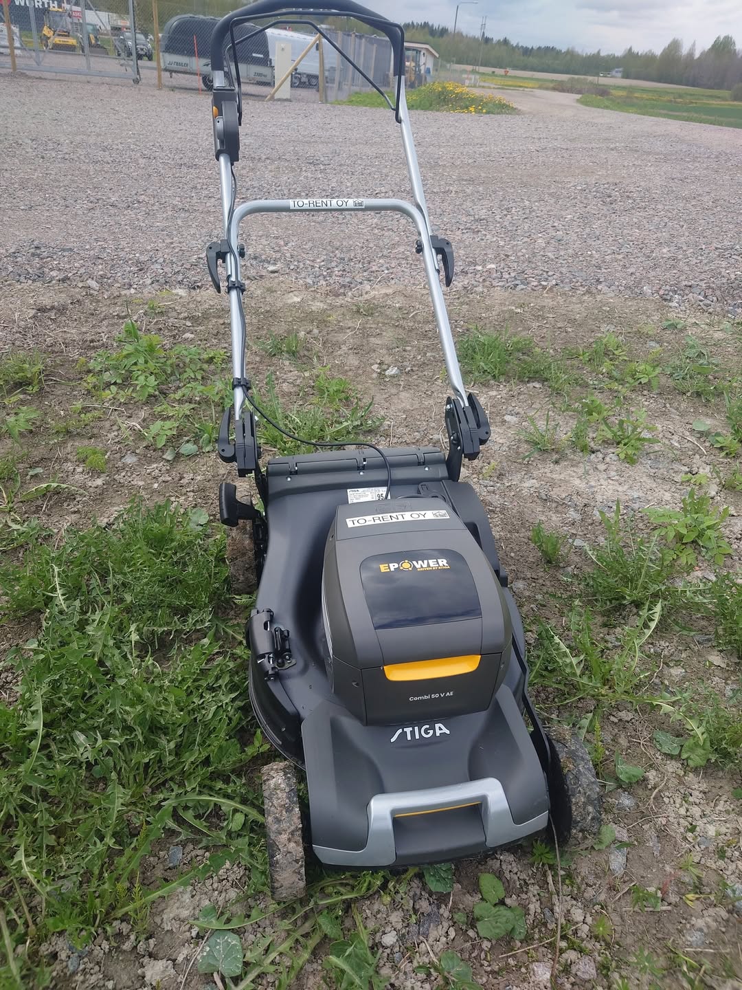 ruohonleikkuri Stiga Combi 50 V AE kit to-rent konevuokraus